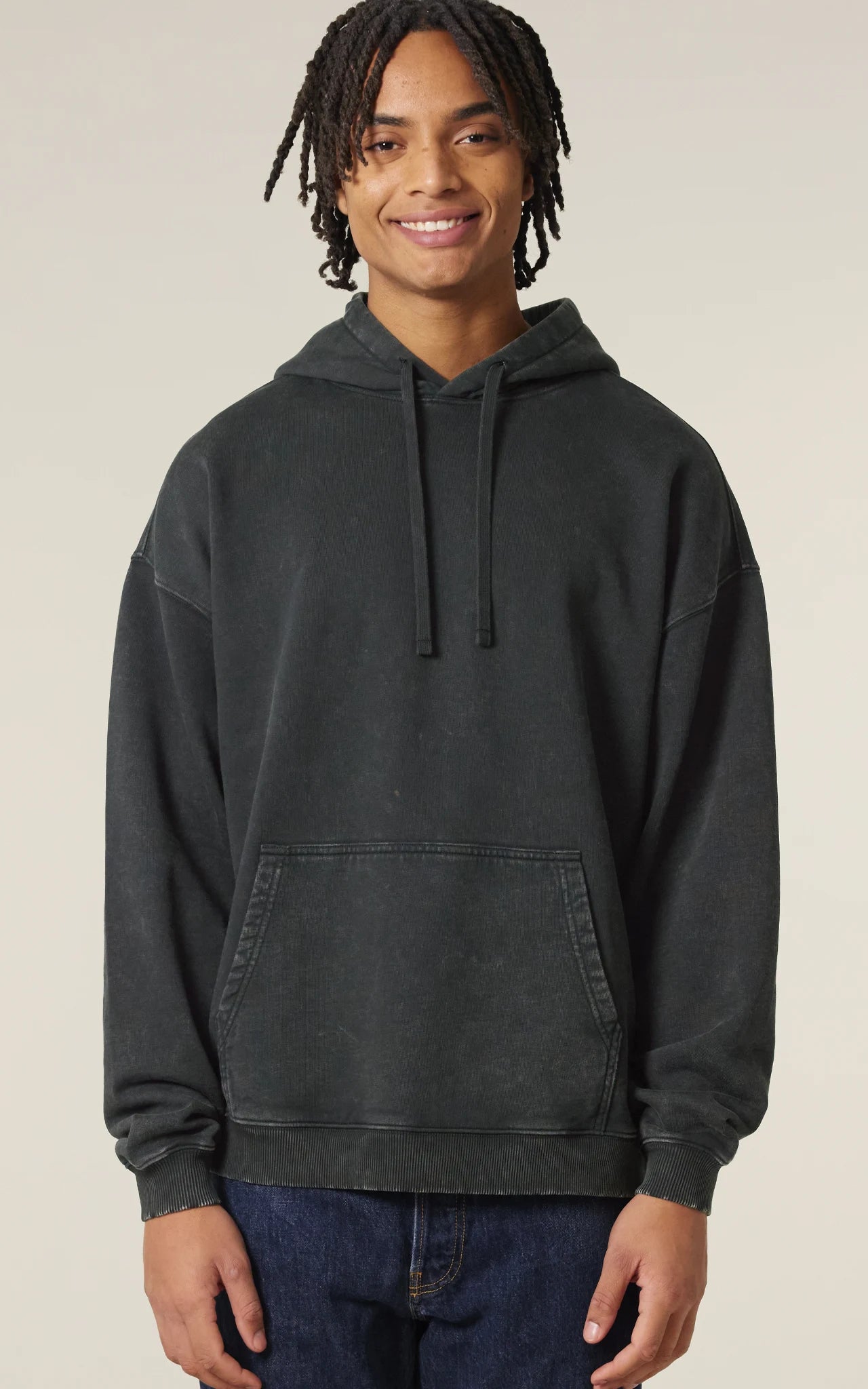 Handgefertigtes Dyed-Design Premium Vintage Hoodie, Detailaufnahme der FĂ€rbung