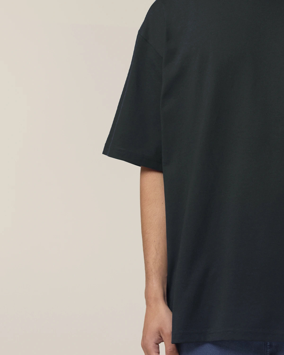 Detailansicht Premium Streetwear T-Shirt aus Bio-Baumwolle