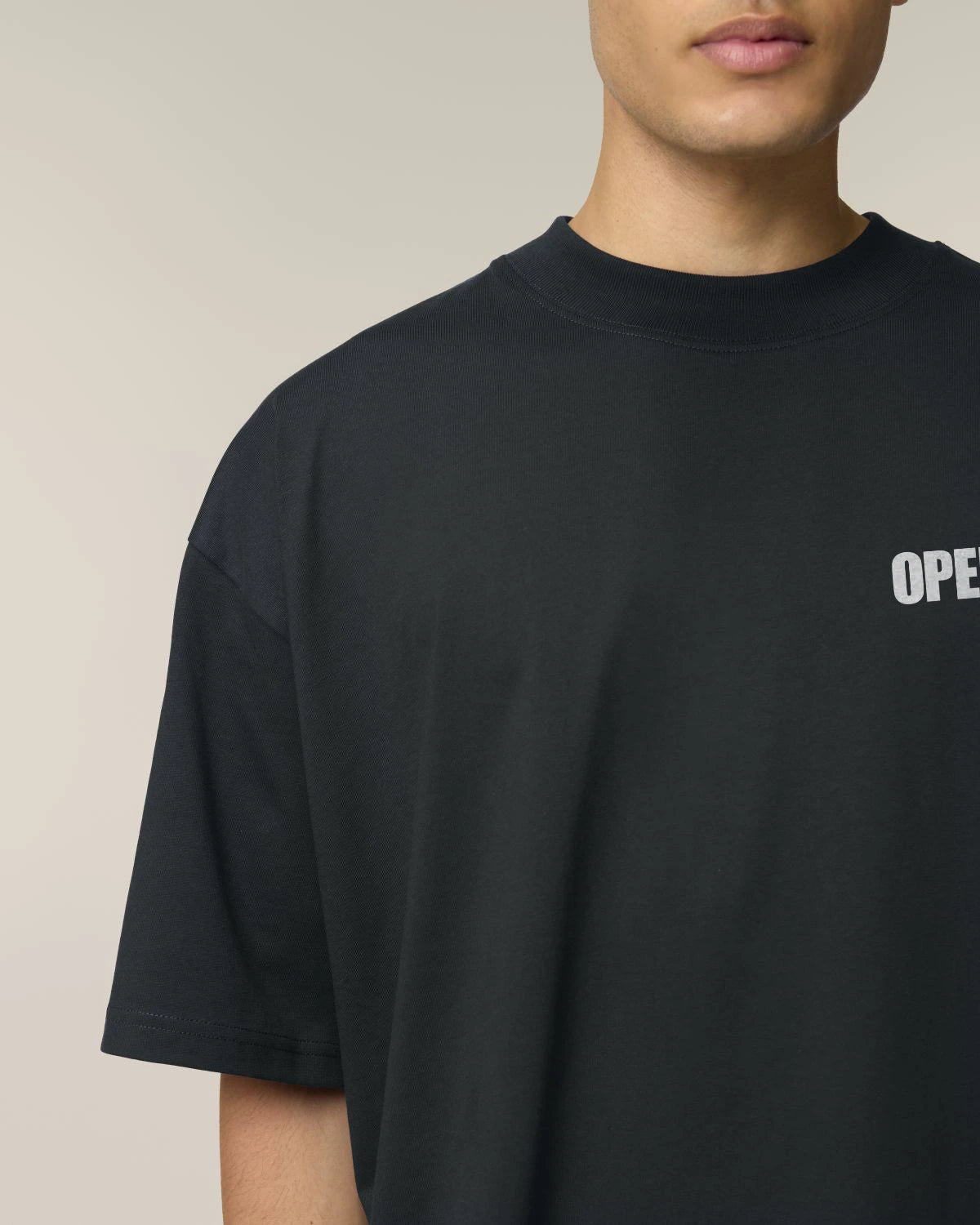 Detailansicht nachhaltiges Streetwear T-Shirt aus Bio-Baumwolle