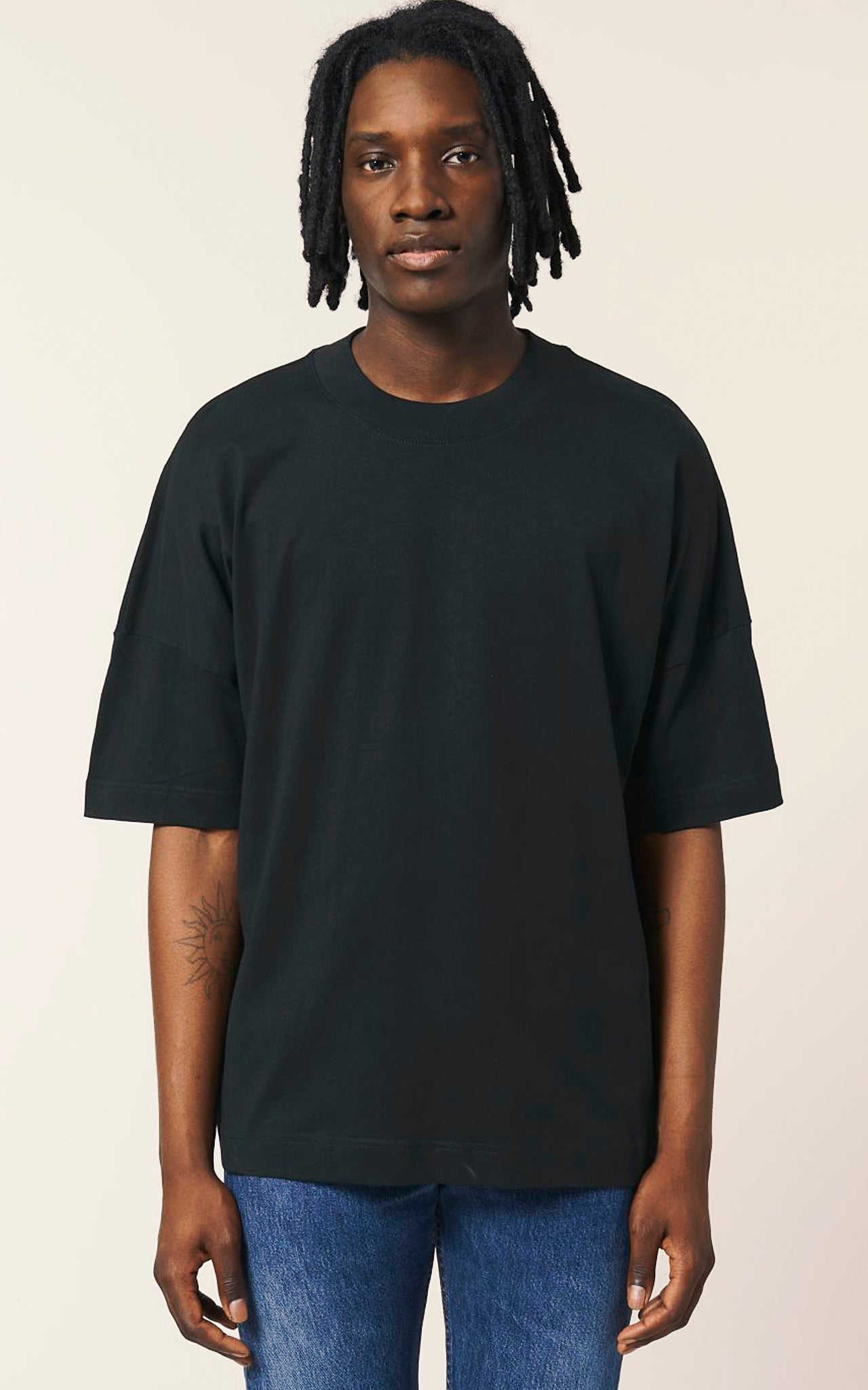 Statement Shirt mit Freiheit Symbol Frontansicht